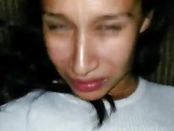 Gbona furo awọn fidio ti whores pẹlu awọn ọna ipara.